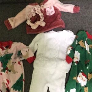 Baby clothes and swaddle blankets size 0-3